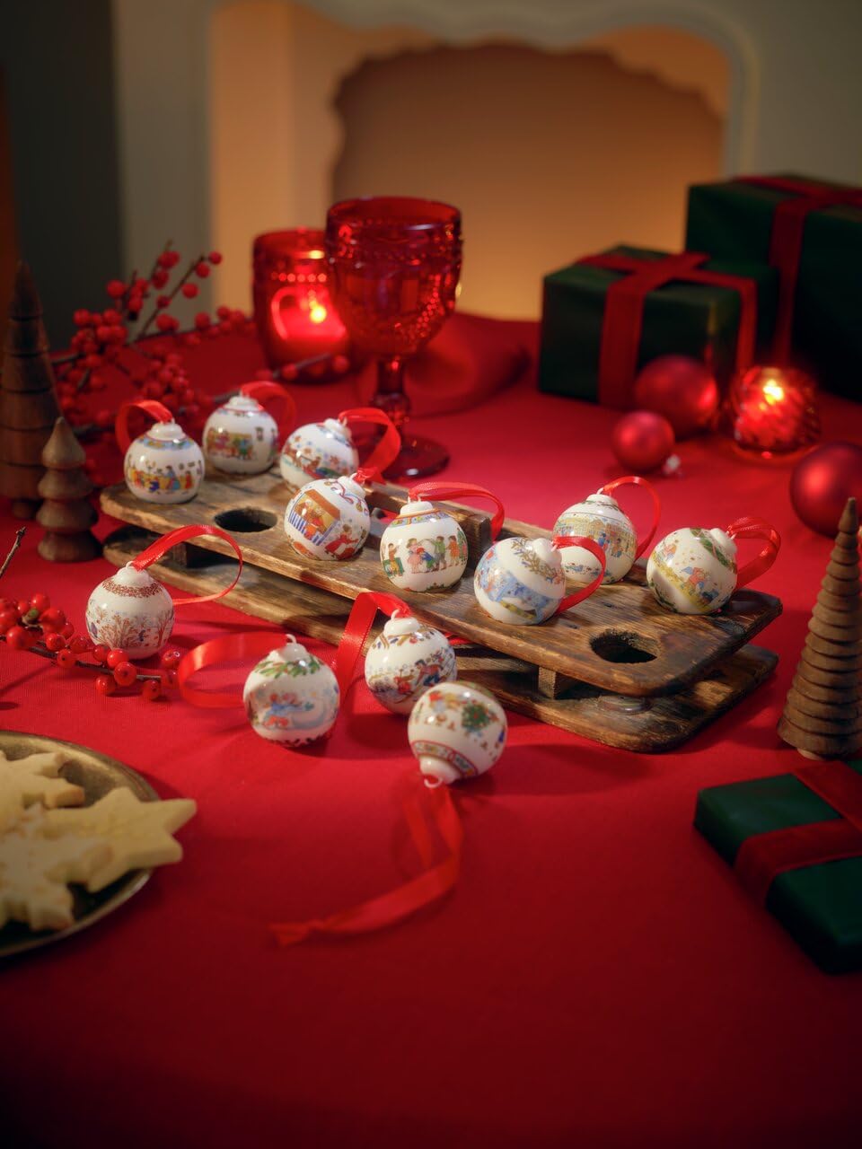 hutschenreuther-weihnachten-setzkasten-12-minikugeln-4-5-cm-limitiert image 4